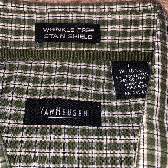 Van Heusen Button down L - Picture 3 of 4
